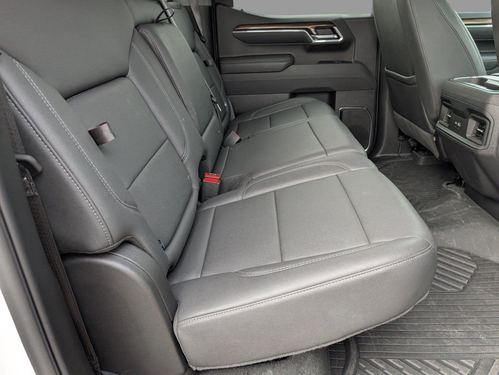 Used 2025 Summit White Chevrolet LT Trail Boss image 39