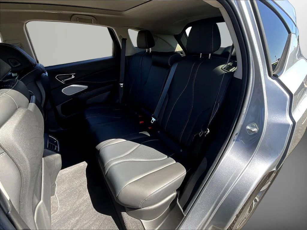 Used 2023 Lunar Silver Metallic Acura Technology Package image 22