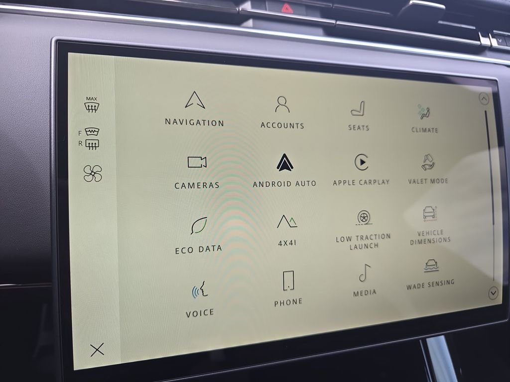 New 2027 Borasco Grey LAND ROVER Dynamic SE P400 image 16
