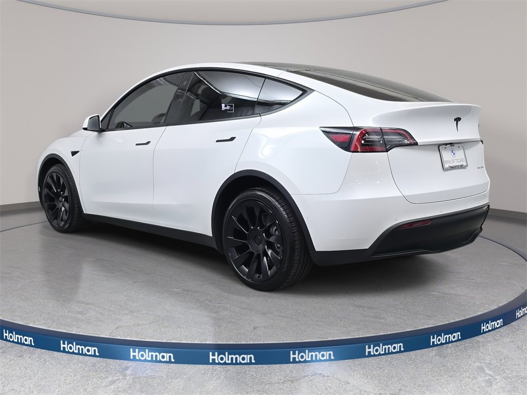 2022 Tesla Model Y Long Range photo 3