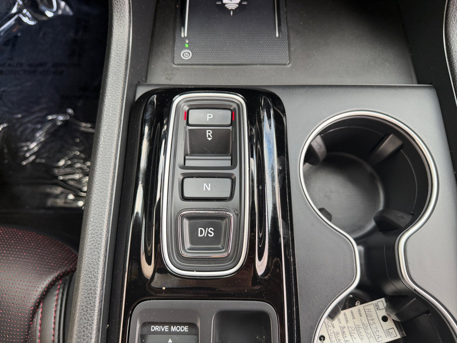 2025 Honda Pilot Black Edition - Photo 23