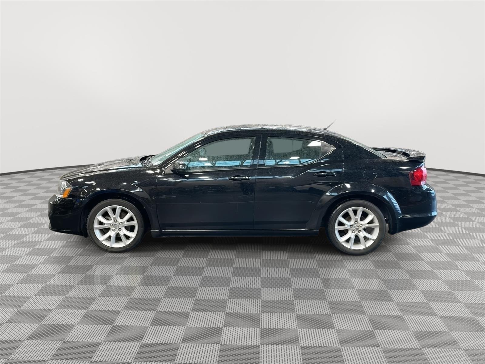 Used 2013 Black Dodge R/T image 12