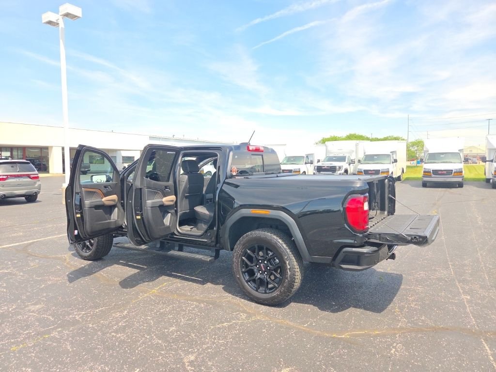 Used 2025 Black GMC Denali image 22