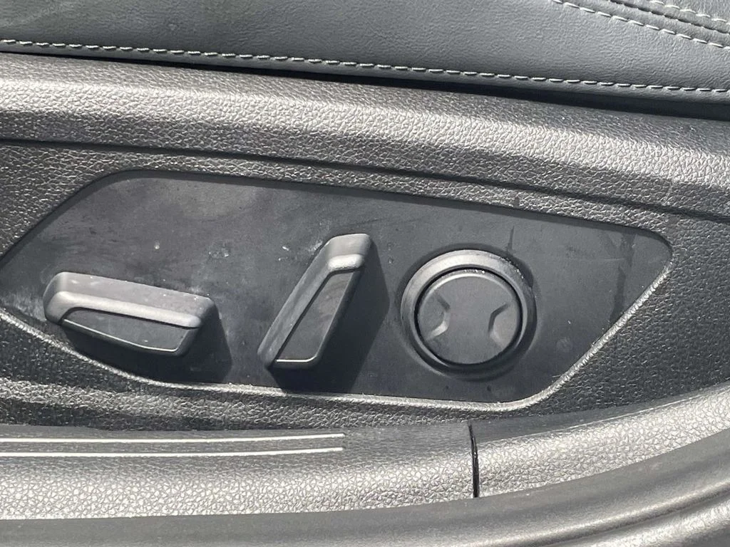 Certified Used 2024 Gray Kia GT-Line image 26