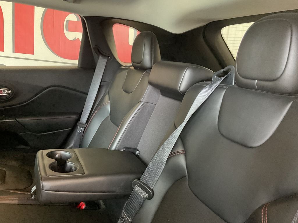 Used 2022 Black Jeep Trailhawk image 30