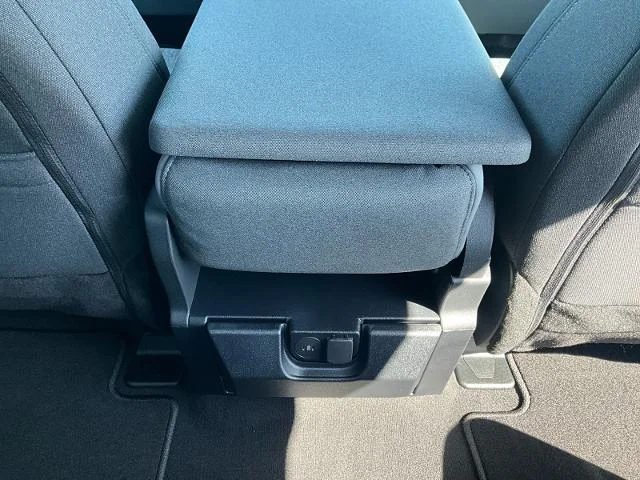 New 2026 Carbonized Gray Metallic Ford F-350® XLT image 32