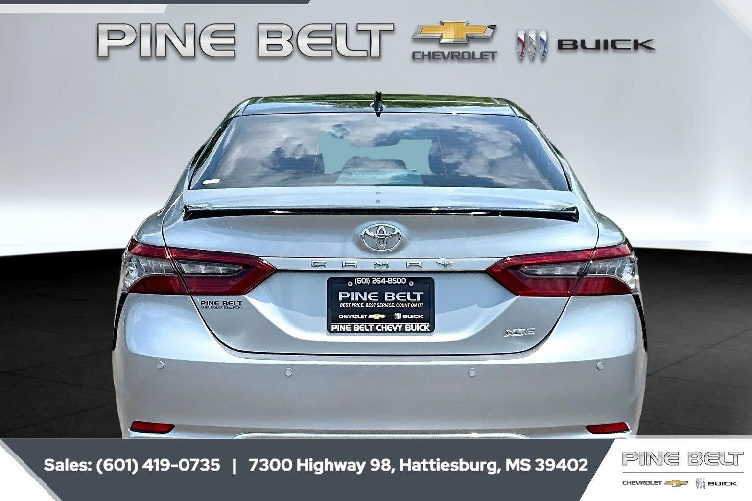 Used 2023 Celestial Silver Metallic/Midnight Black Metallic Toyota XSE image 4
