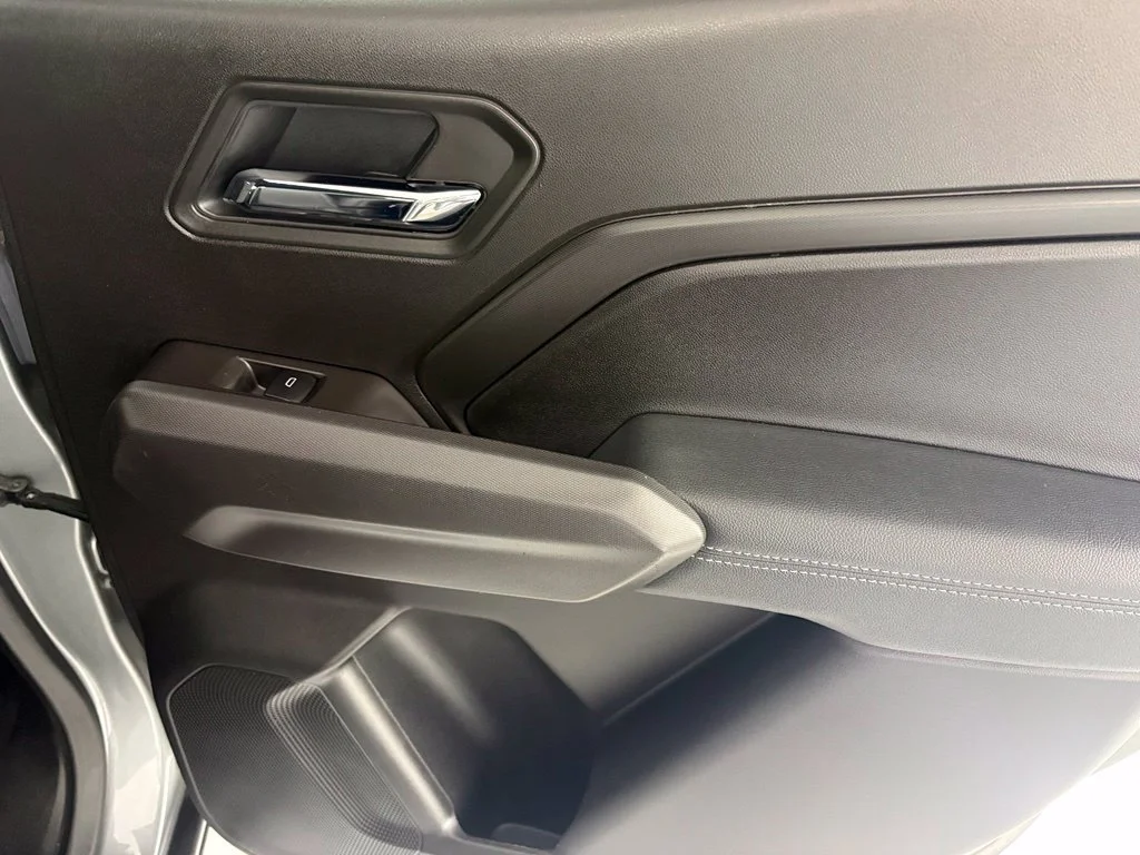 Used 2025 Sterling Gray Metallic Chevrolet WT/LT image 18