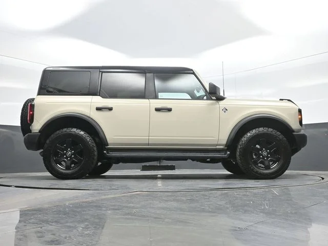 Used 2025 Beige Ford Outer Banks image 24