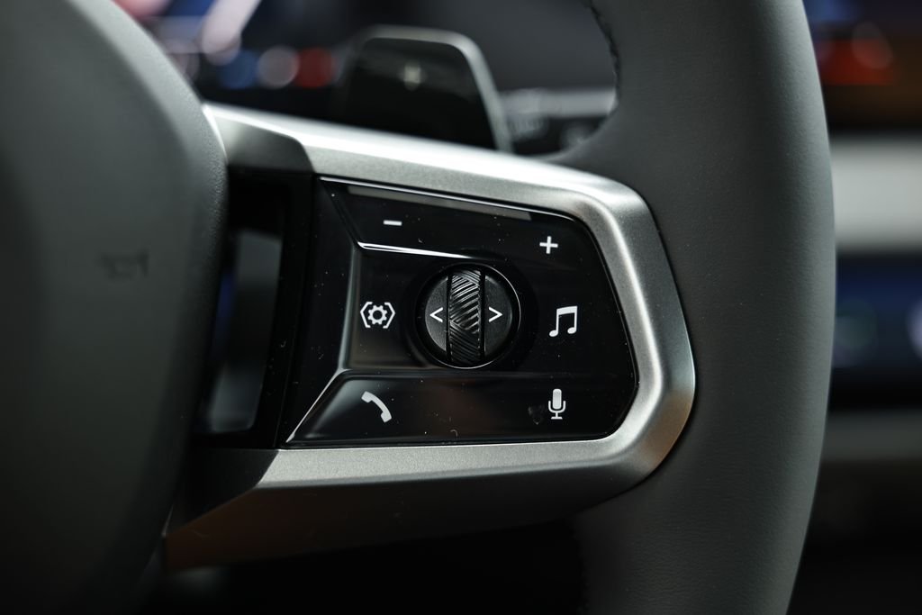 New 2026 Dark Graphite Metallic BMW 30 xDrive image 35