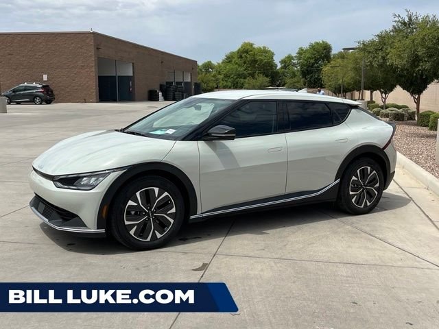 2024 Kia EV6 Light