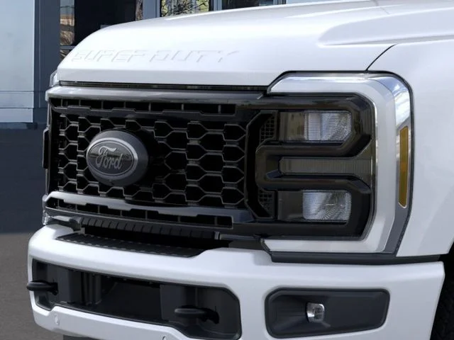 New 2026 Star White Metallic Tri-Coat Ford Lariat image 17