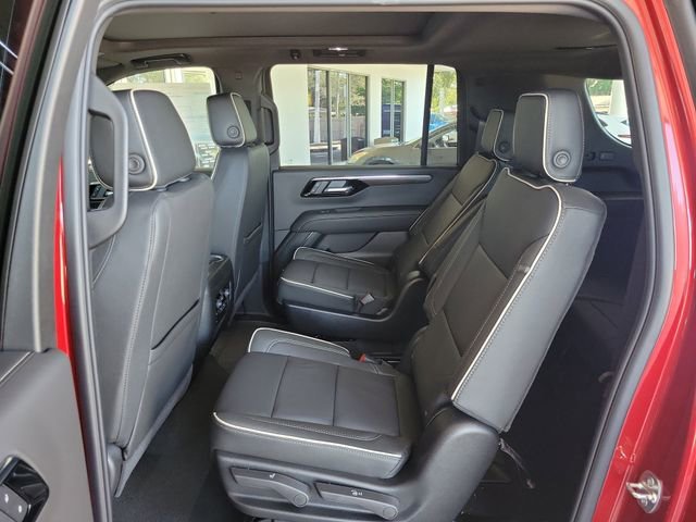 2026 Chevrolet Suburban Premier - Photo 10