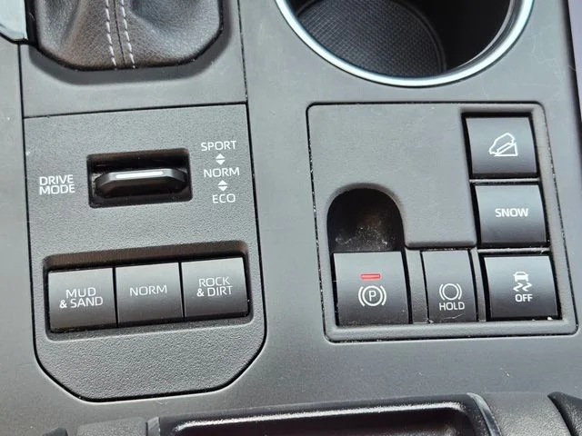 Used 2023 Beige Toyota XLE image 31