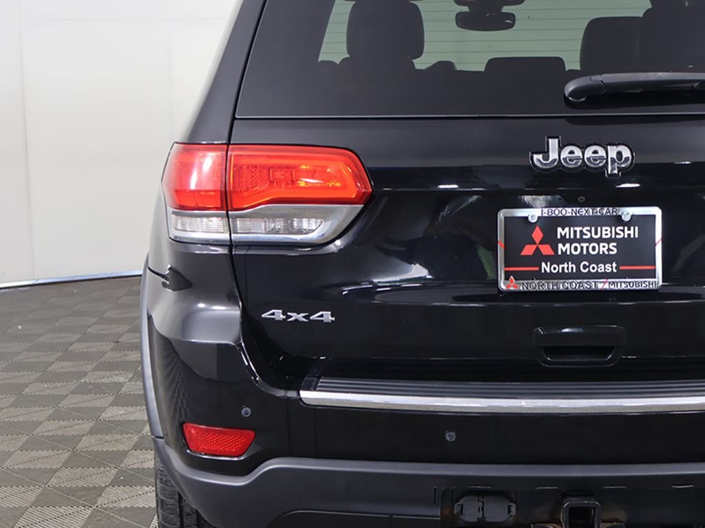 Used 2018 Black Jeep Limited image 14