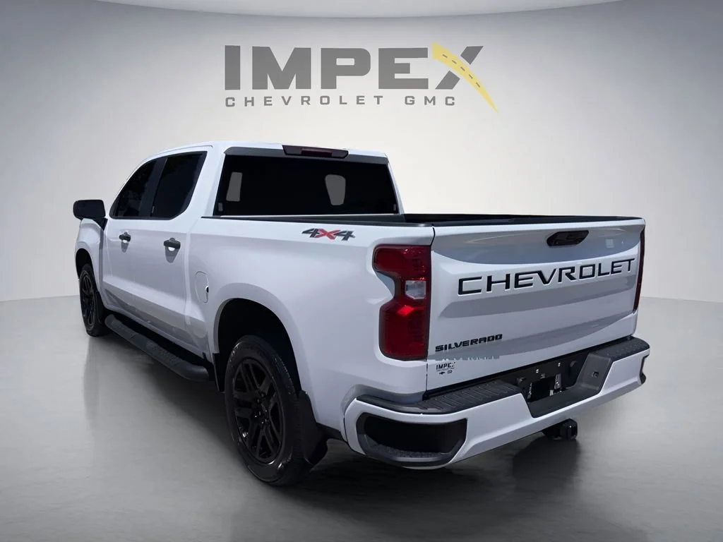 Used 2024 Summit White Chevrolet Custom image 3