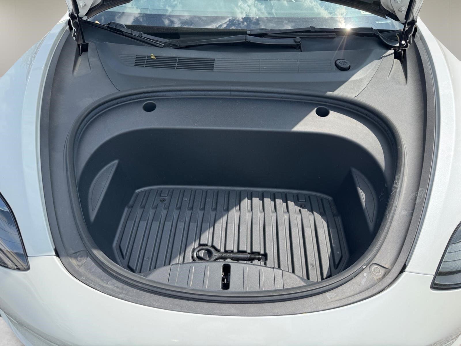 2022 Tesla Model 3 Long Range - Photo 11