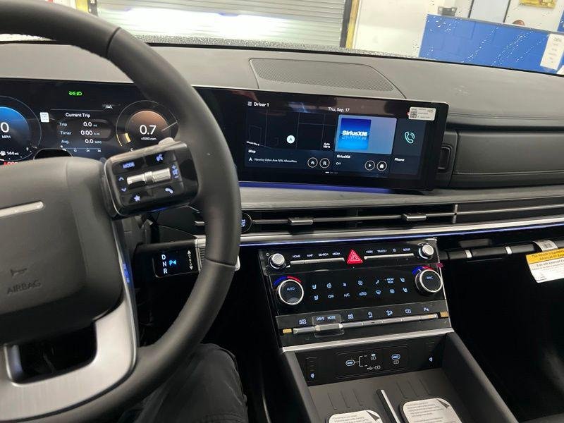 New 2027 Gray Hyundai Limited AWD image 23