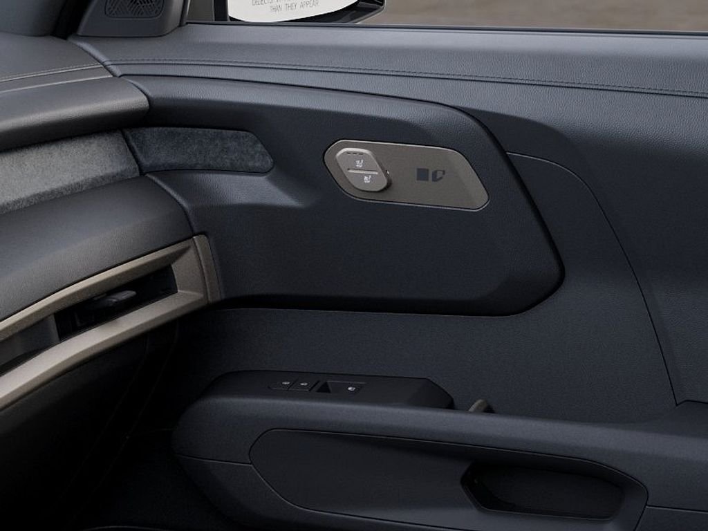 New 2027 Ivory Silver Kia S image 25
