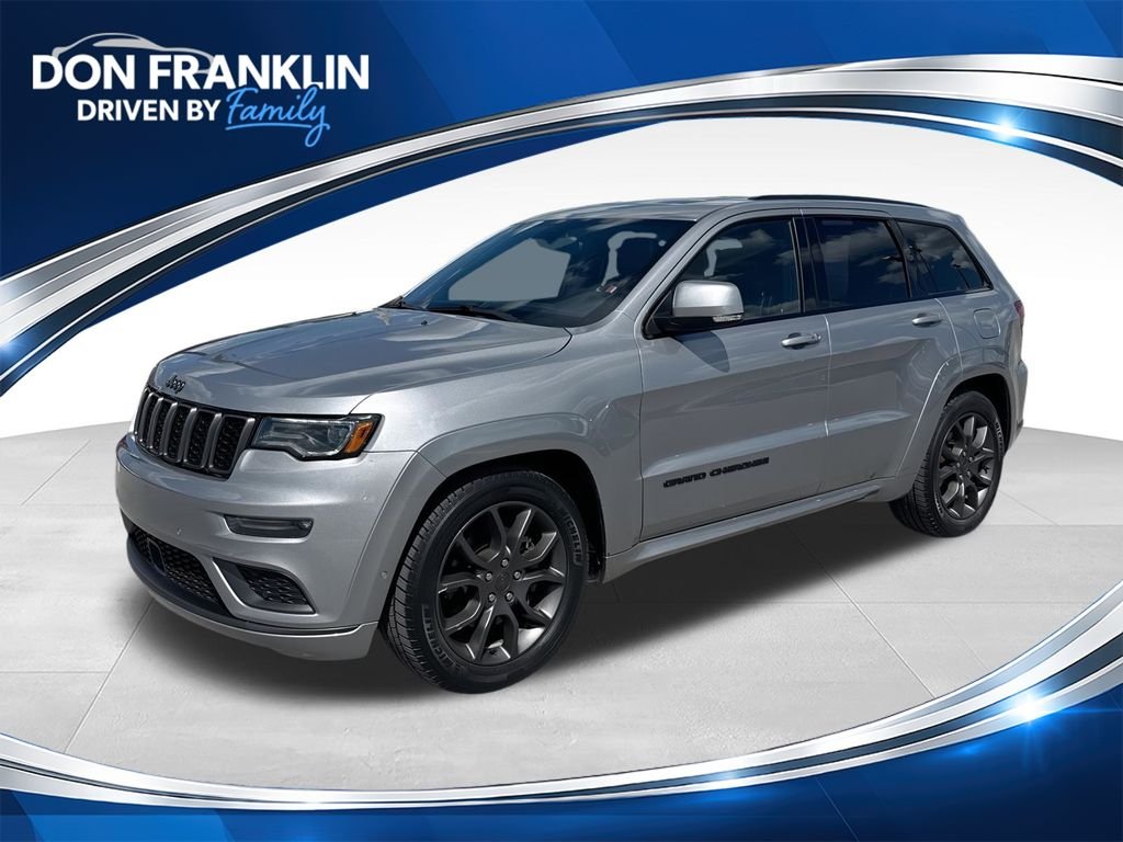 Used 2021 Silver Jeep Overland image 1