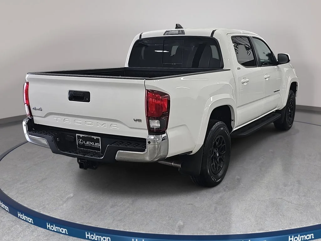 Used 2021 White Toyota SR5 image 6