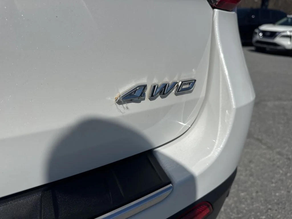 Used 2021 White Ford Platinum image 35