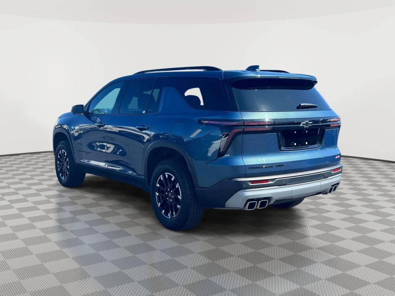 Used 2024 Lakeshore Blue Metallic Chevrolet AWD Z71 image 7