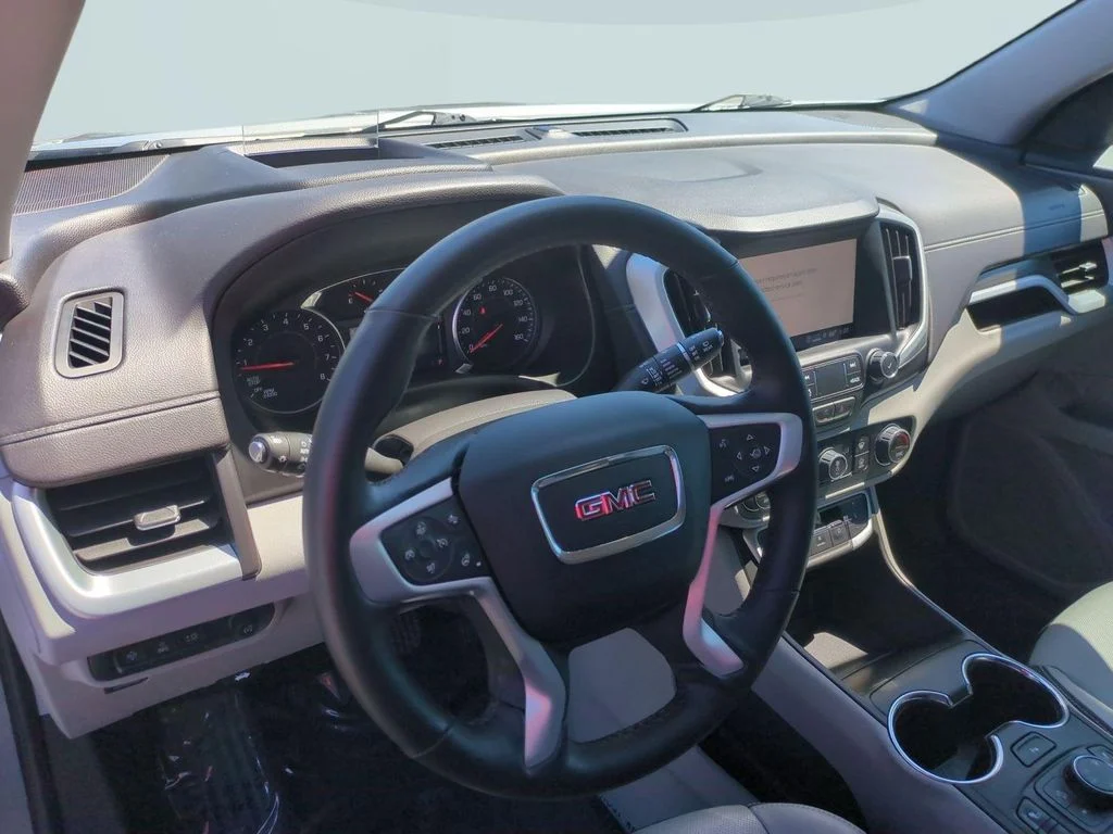 Used 2023 Sterling Metallic GMC SLT image 13