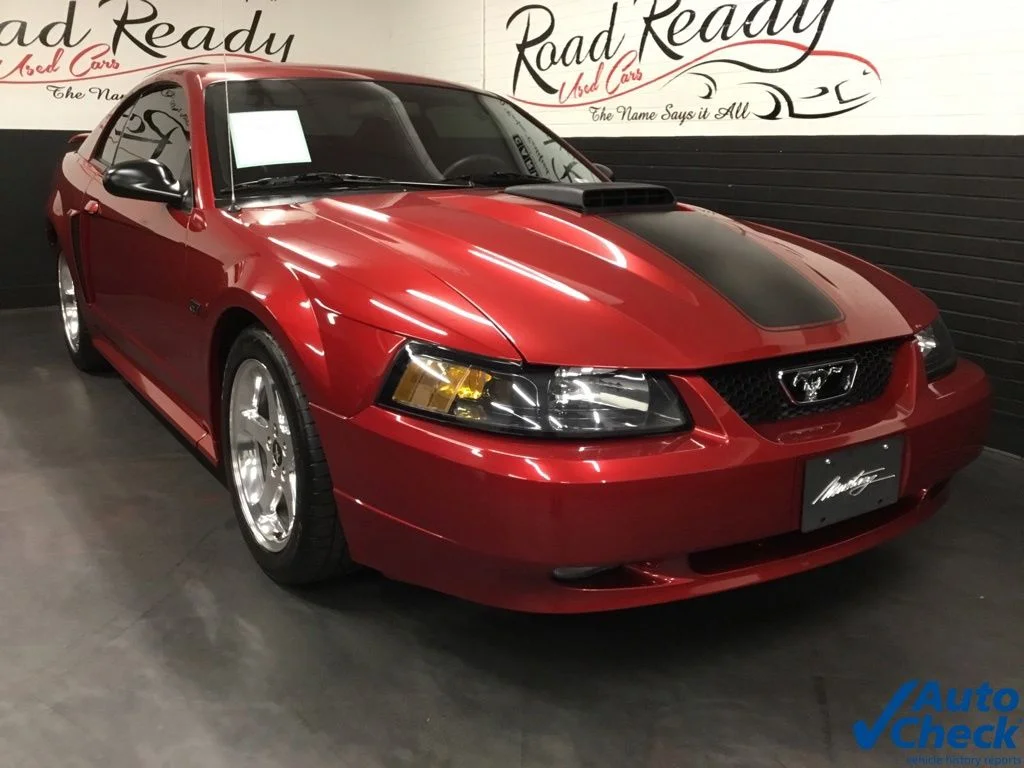 Used 2003 Red Ford GT image 3