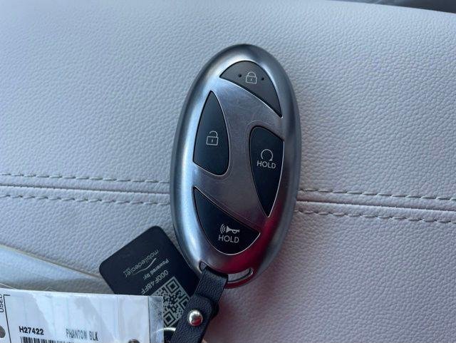 New 2026 Black Hyundai SE FWD image 21