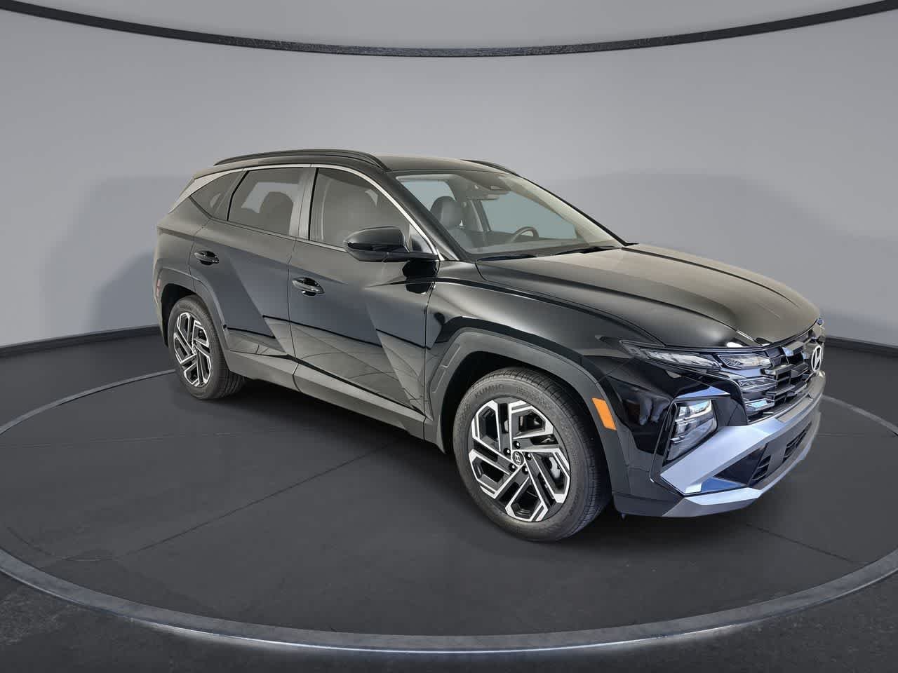 New 2026 Phantom Black Hyundai SEL Plus FWD image 2