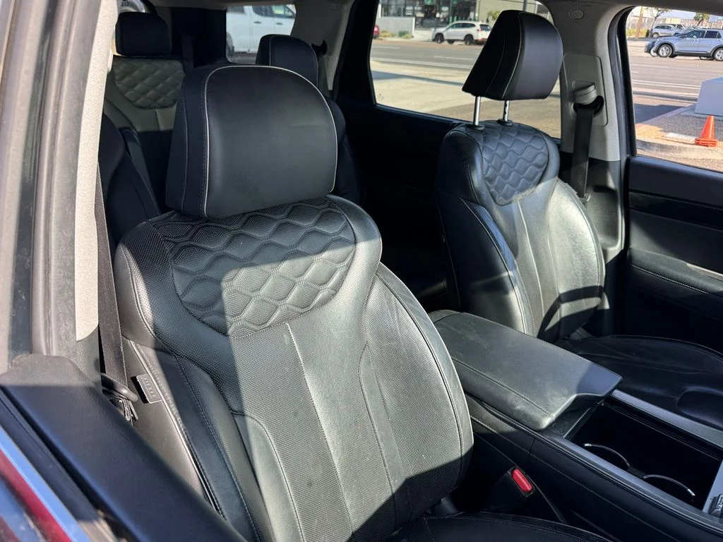 Used 2021 White Hyundai Limited image 15