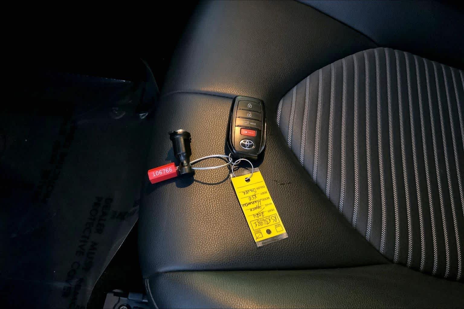 2024 Toyota Highlander XSE - Photo 14