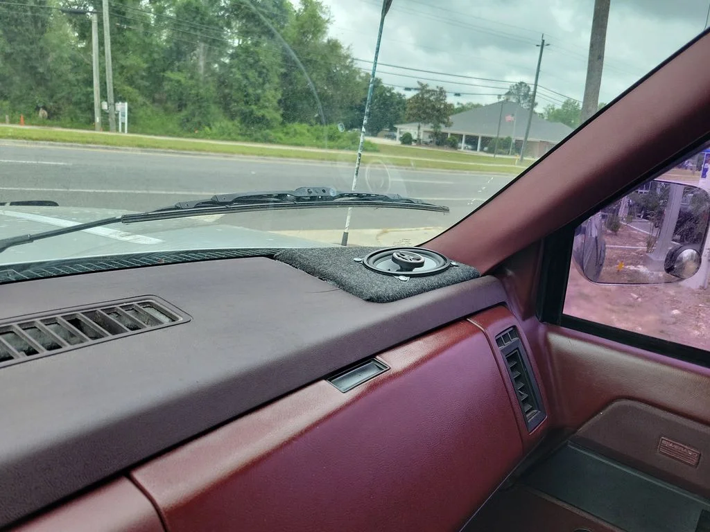 Used 1988 Silver Chevrolet  image 23