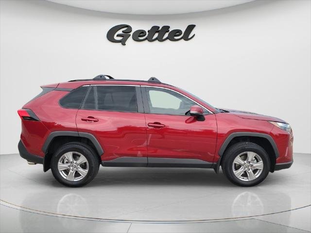 Certified Used 2025 RED MC. Toyota  image 4