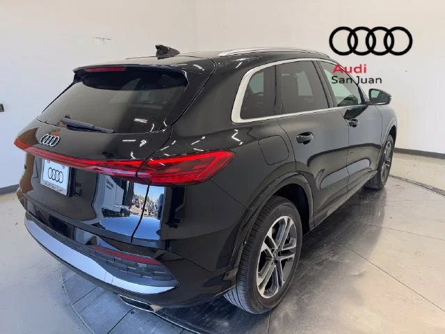 New 2026 Black Audi 2.0T Premium Plus image 31