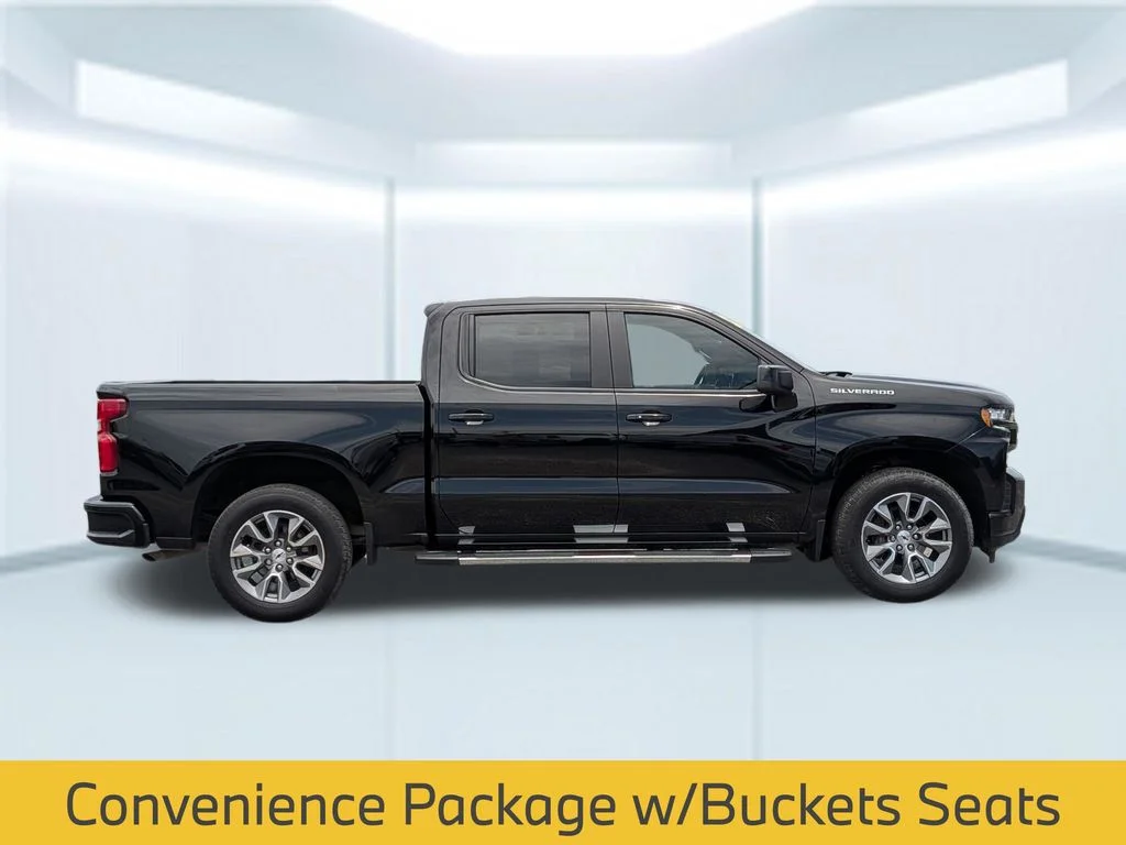 Used 2022 Black Chevrolet RST image 7