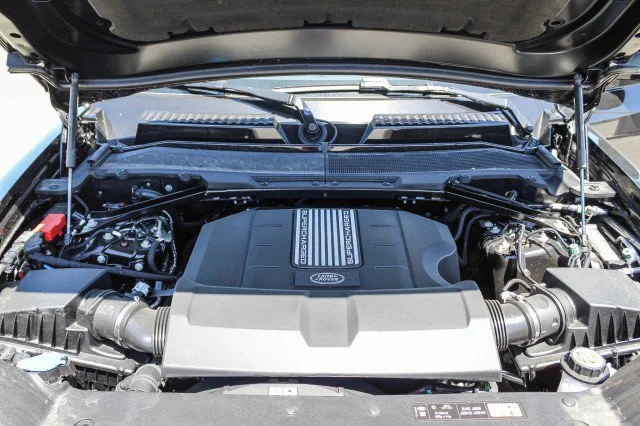 2024 Land Rover Defender V8 - Photo 22