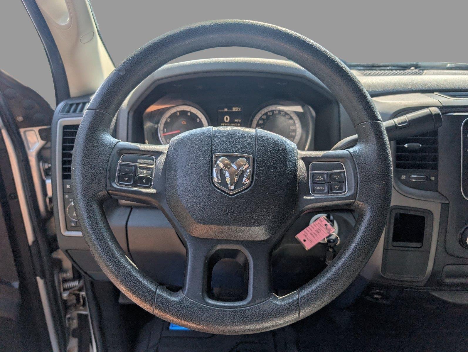Used 2013 Bright Silver Metallic Ram Express image 22