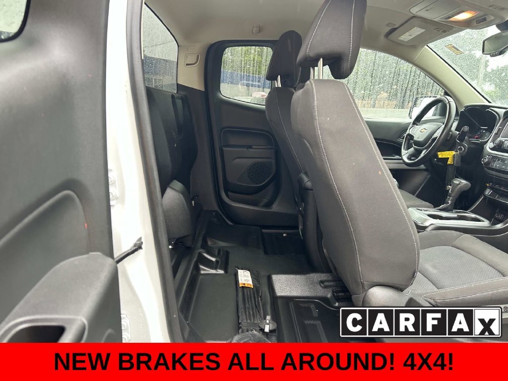 Used 2021 White Chevrolet LT image 16