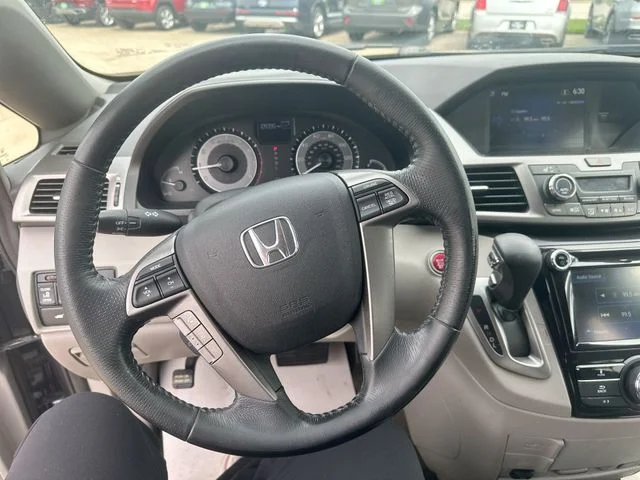Used 2016 Gray Honda EX-L image 14