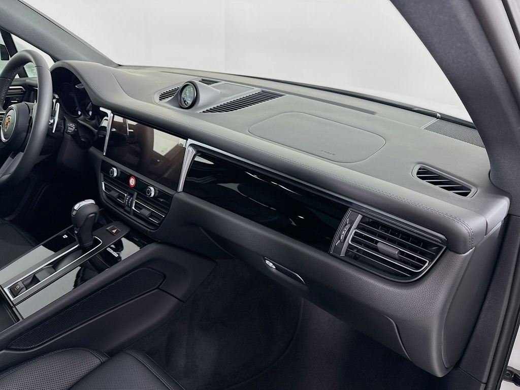 Used 2026 White Porsche  image 31