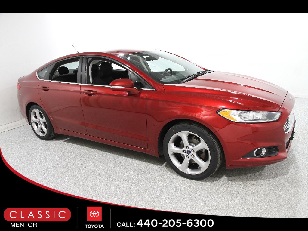 2014 Ford Fusion SE