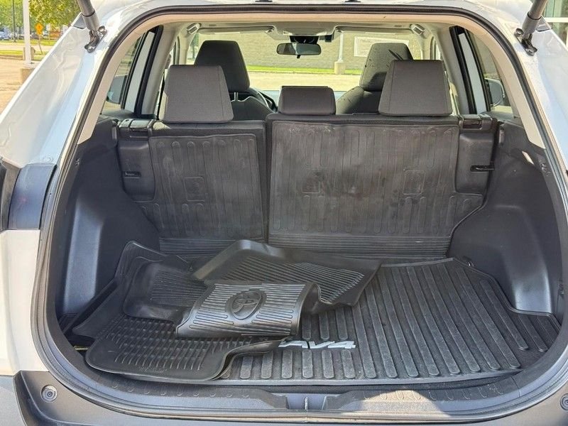 Certified Used 2024 Ice Toyota XLE image 9
