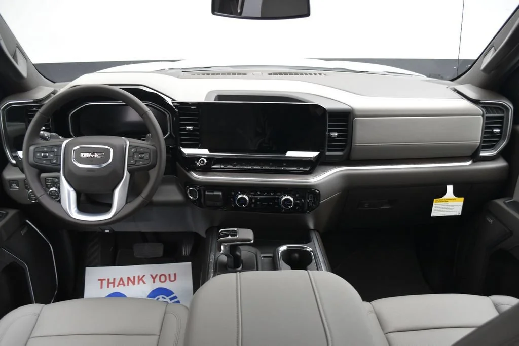2026 GMC Sierra 1500 SLT - Photo 7