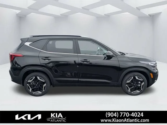 New 2026 Fusion Black Kia SX image 2