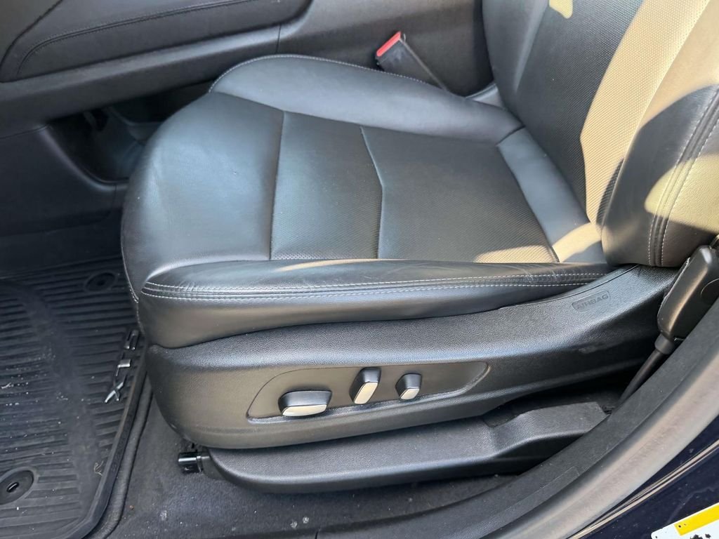 Used 2022 Blue Cadillac Sport image 17