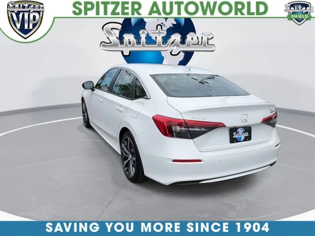 Used 2024 White Honda Touring image 7
