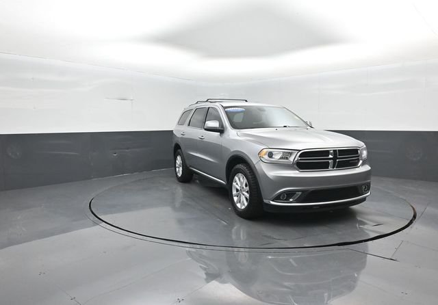 Used 2015 Silver Dodge SXT image 2