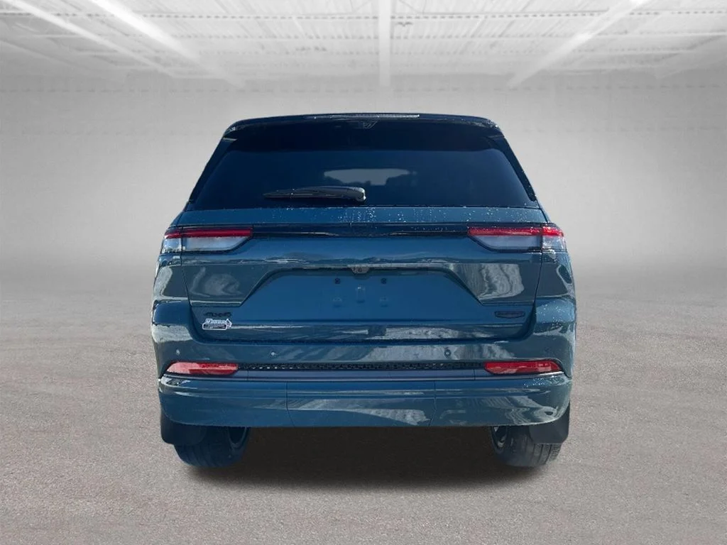 New 2026 Steel Blue Exterior Paint Jeep Summit image 9